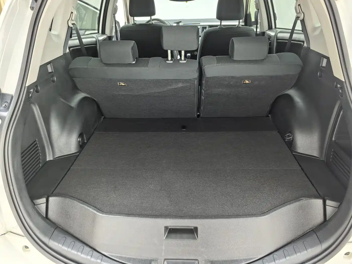 Toyota RAV4 Rongfang 2016 2.0L CVT 2WD Comfort (China V) фото 14