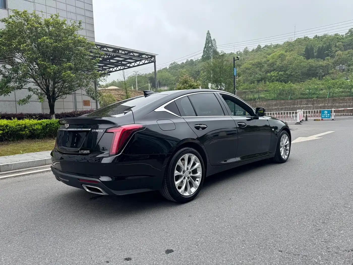 CADILLAC CT5