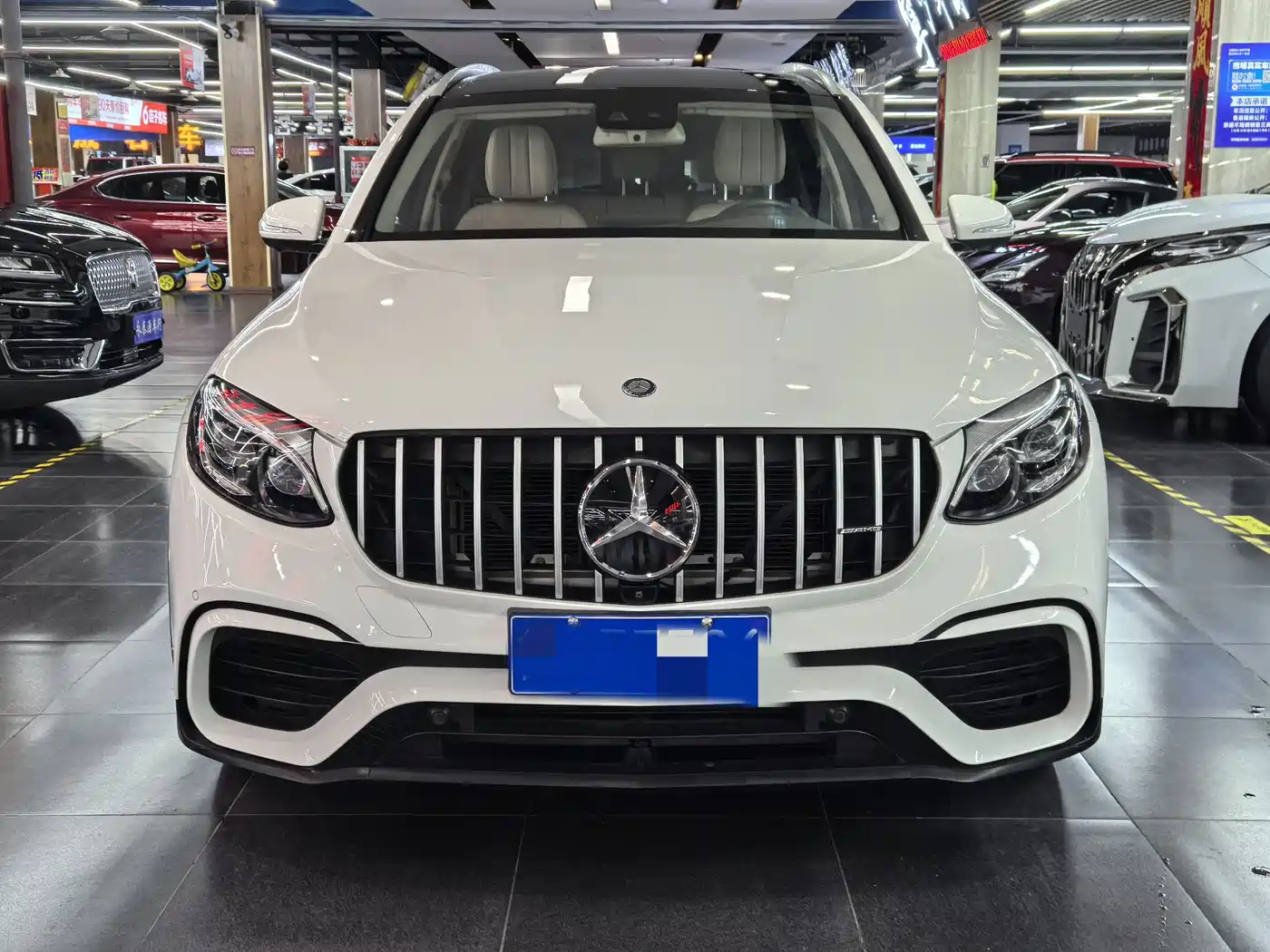 Mercedes-Benz GLC 2016 GLC 300 4MATIC Dynamic фото 2
