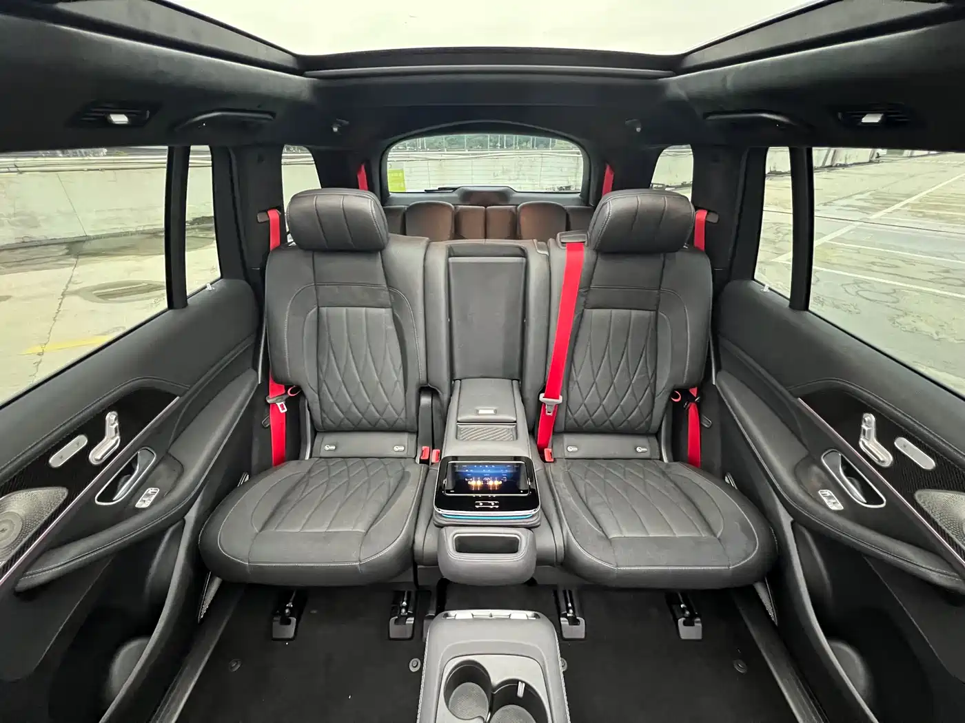 Mercedes-Benz GLS AMG 2024 AMG GLS 63 4MATIC+ фото 9