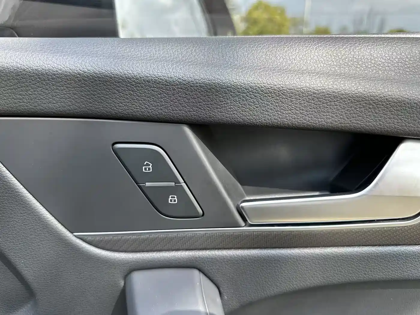 Audi Q5L 2022 40T Luxury Dynamic фото 24
