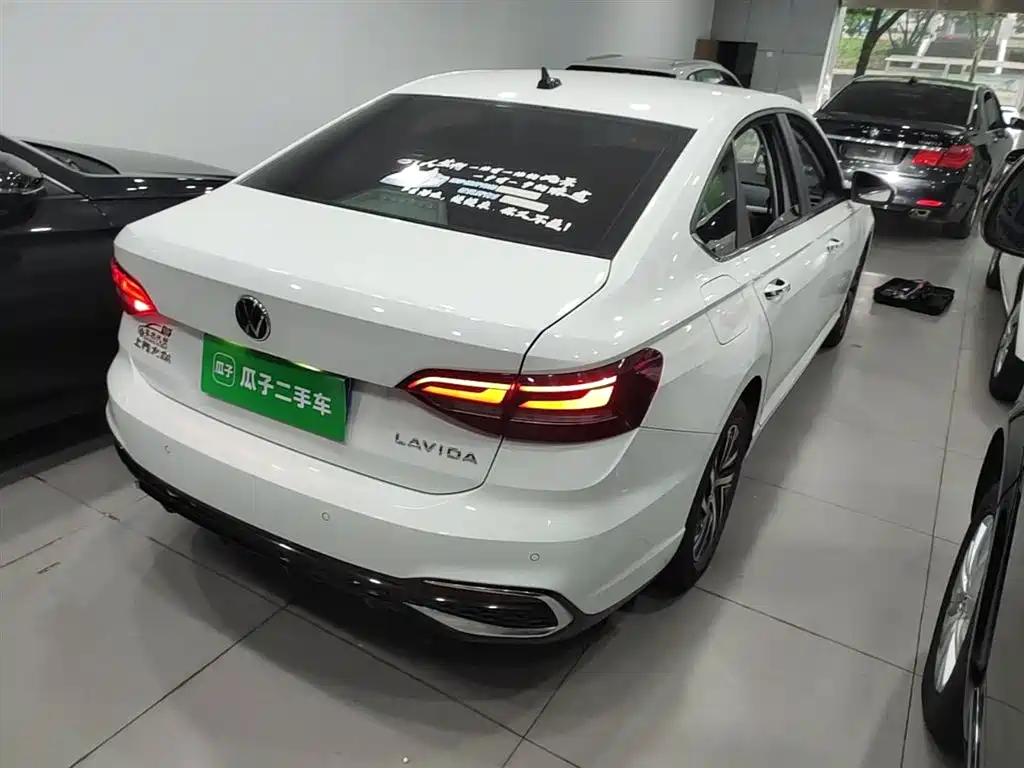 Volkswagen Lavida 2024 Model 1.5L Automatic Starlight 5 Million Edition фото 7