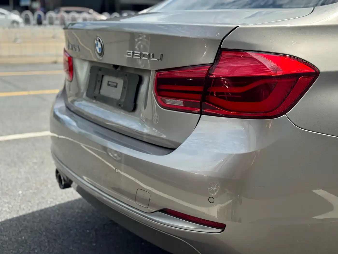 BMW 3 Series 2018 320Li Fashion Style фото 36