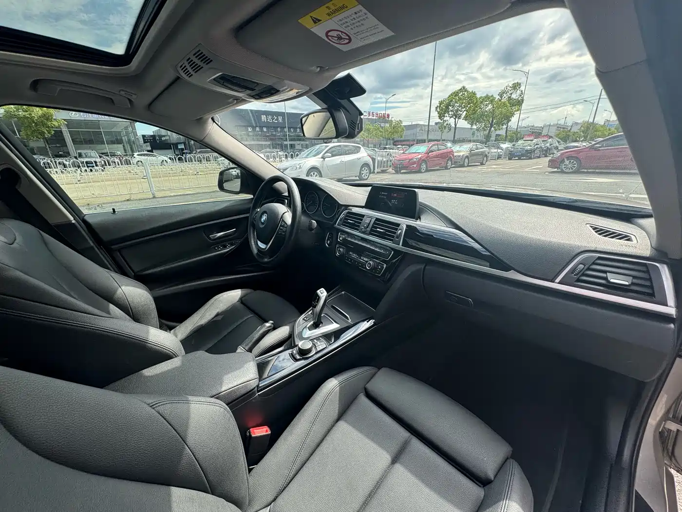 BMW 3 Series 2018 320Li Fashion Style фото 12