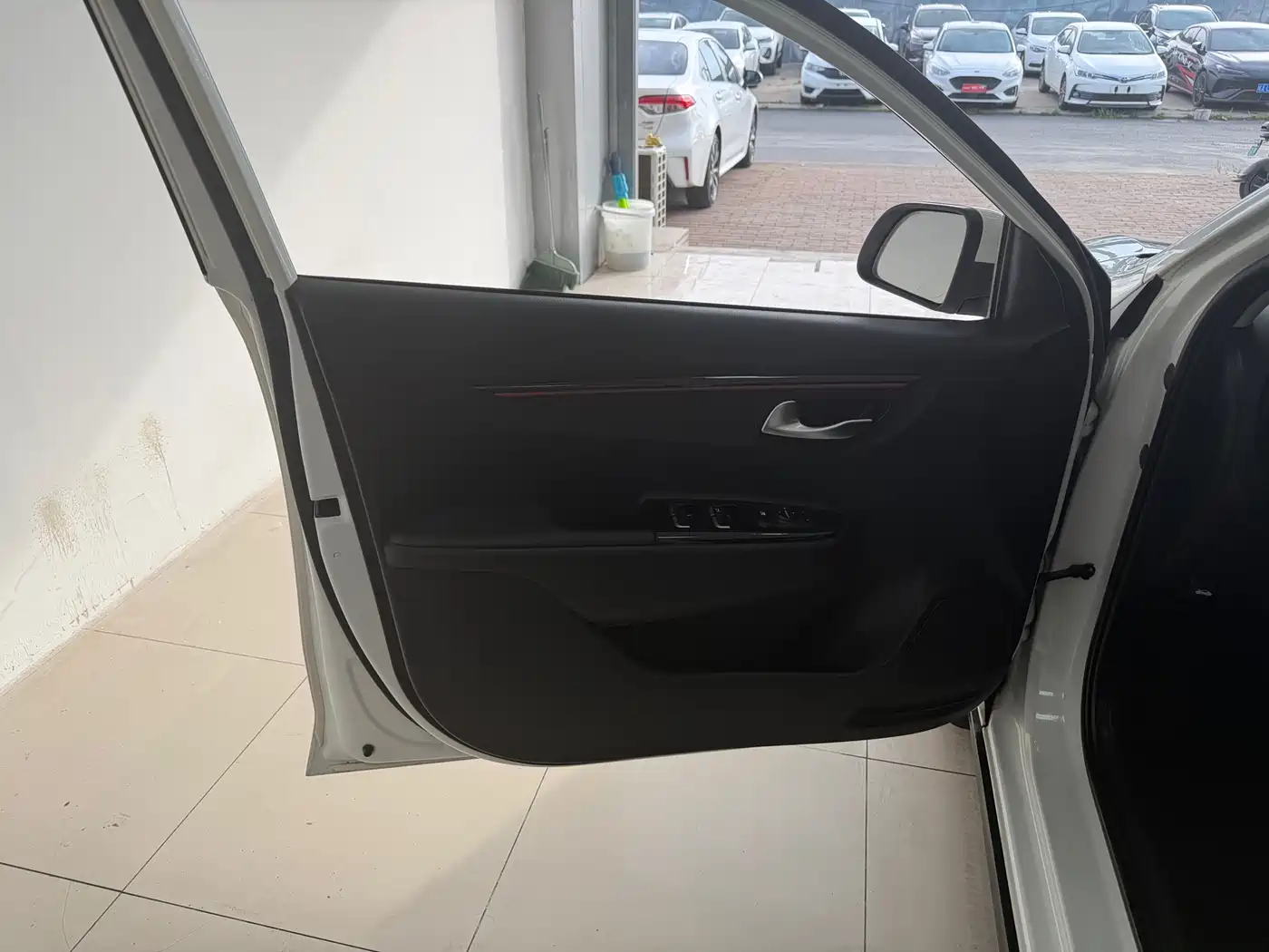 Kia KX CROSS 2017 1.4L AT GLS фото 4