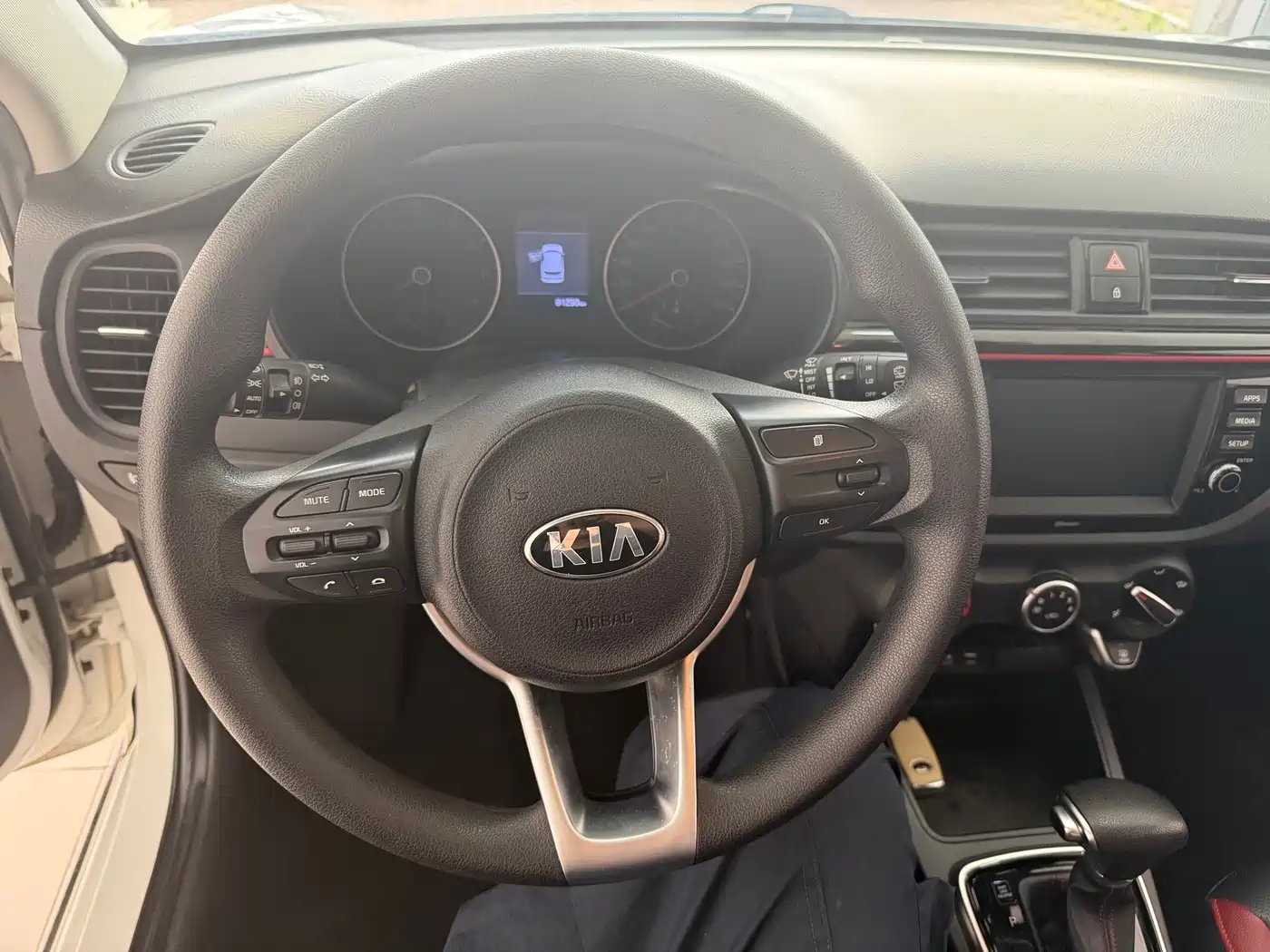 Kia KX CROSS 2017 1.4L AT GLS фото 6