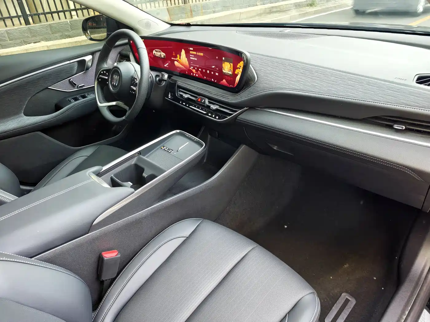 Buick LaCrosse 2025 Model 28T Platinum Edition фото 16