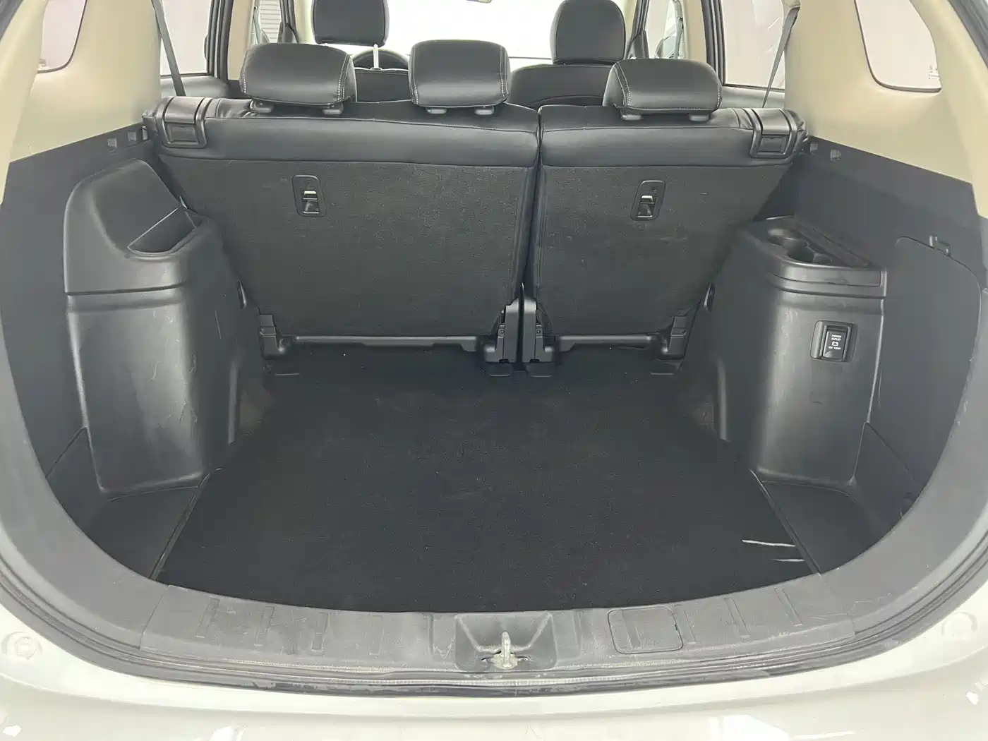 Mitsubishi Outlander 2021 Facelift 2.0L 2WD Comfort Edition 5-Seater фото 16