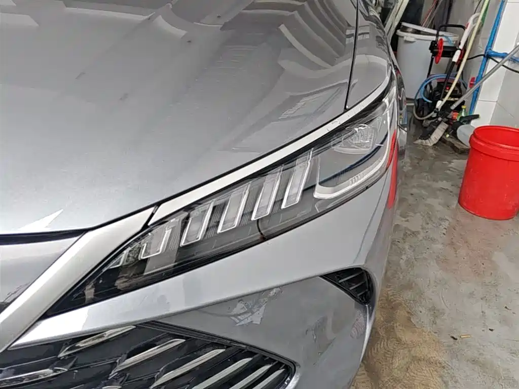 BYD Qin PLUS 2025 DM-i Smart Drive 55KM Leader фото 24