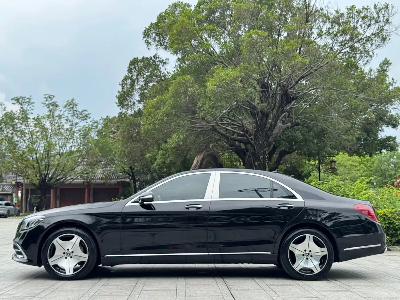 Mercedes-Benz S-Class 2017 S 320 L Business Upgrade Edition фото 5