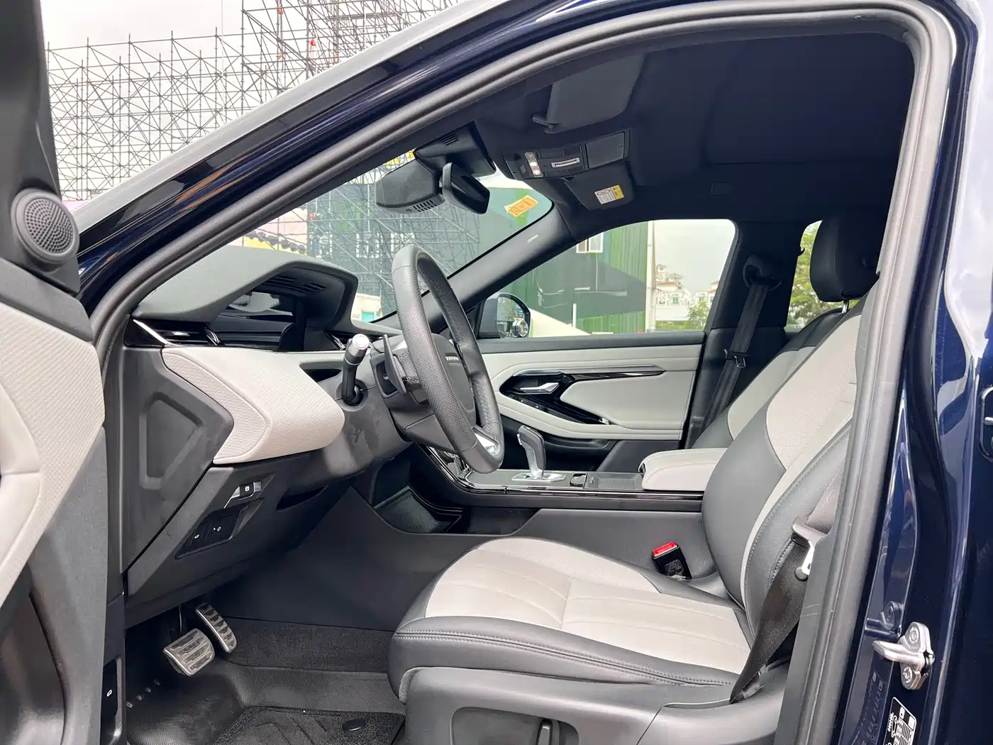 Land Rover Range Rover Evoque 2020 249PS R-DYNAMIC S Sport Edition фото 6