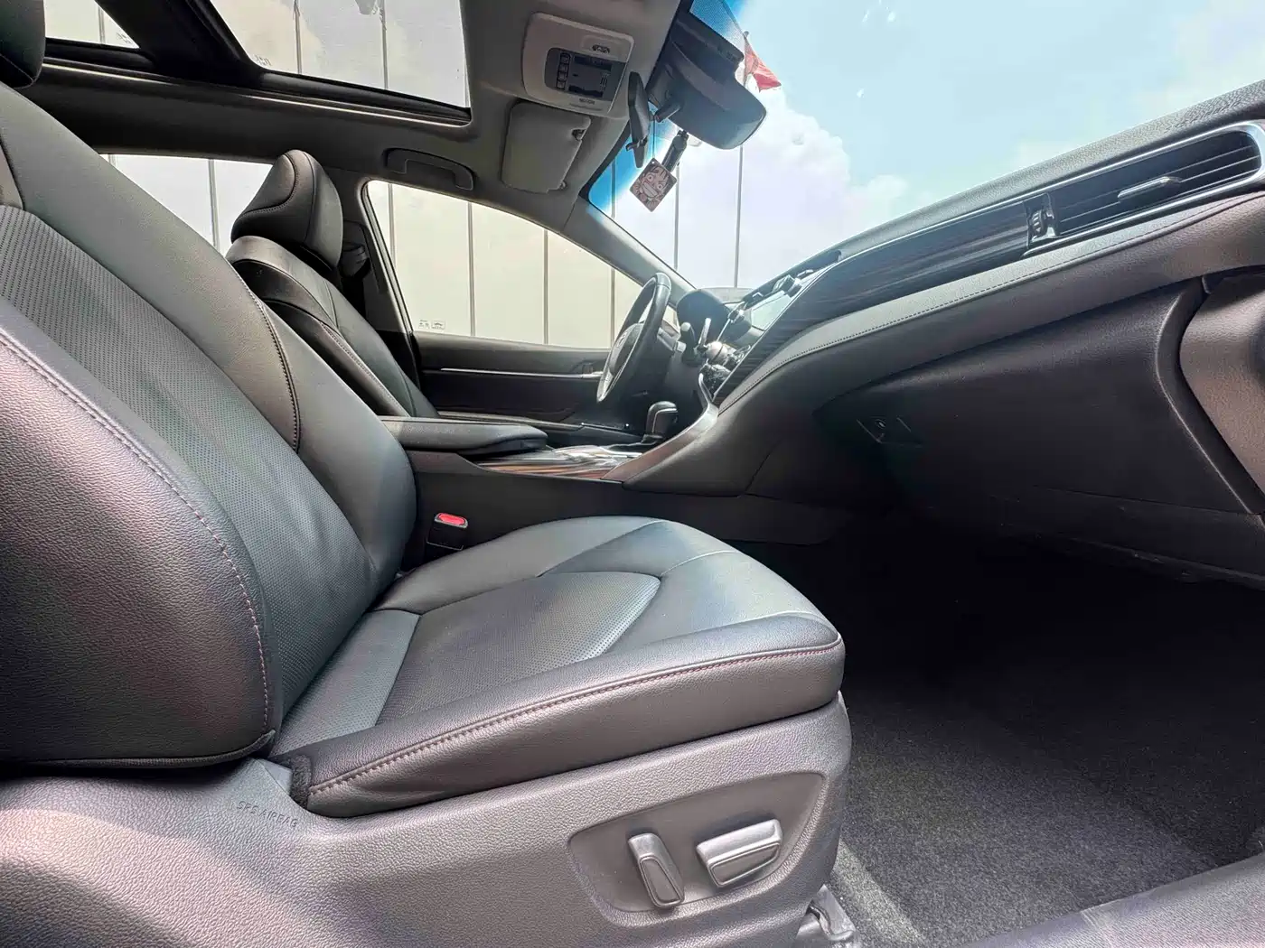 Toyota Camry 2019 2.5G Luxury (China V) фото 5
