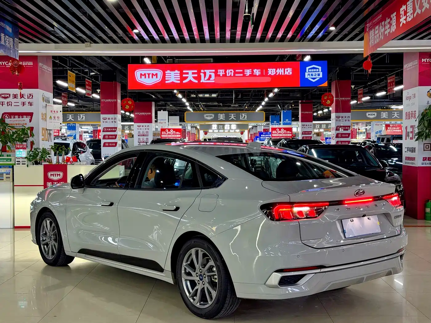 FORD MONDEO