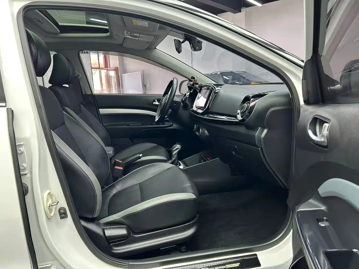 Kia KX1 2021 1.4L CVT Sunroof Version фото 21