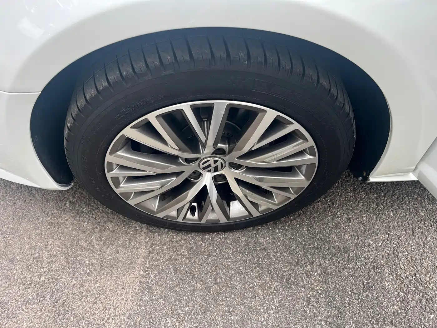 Volkswagen FAW-Volkswagen CC 2016 Model 1.8TSI Premium фото 11