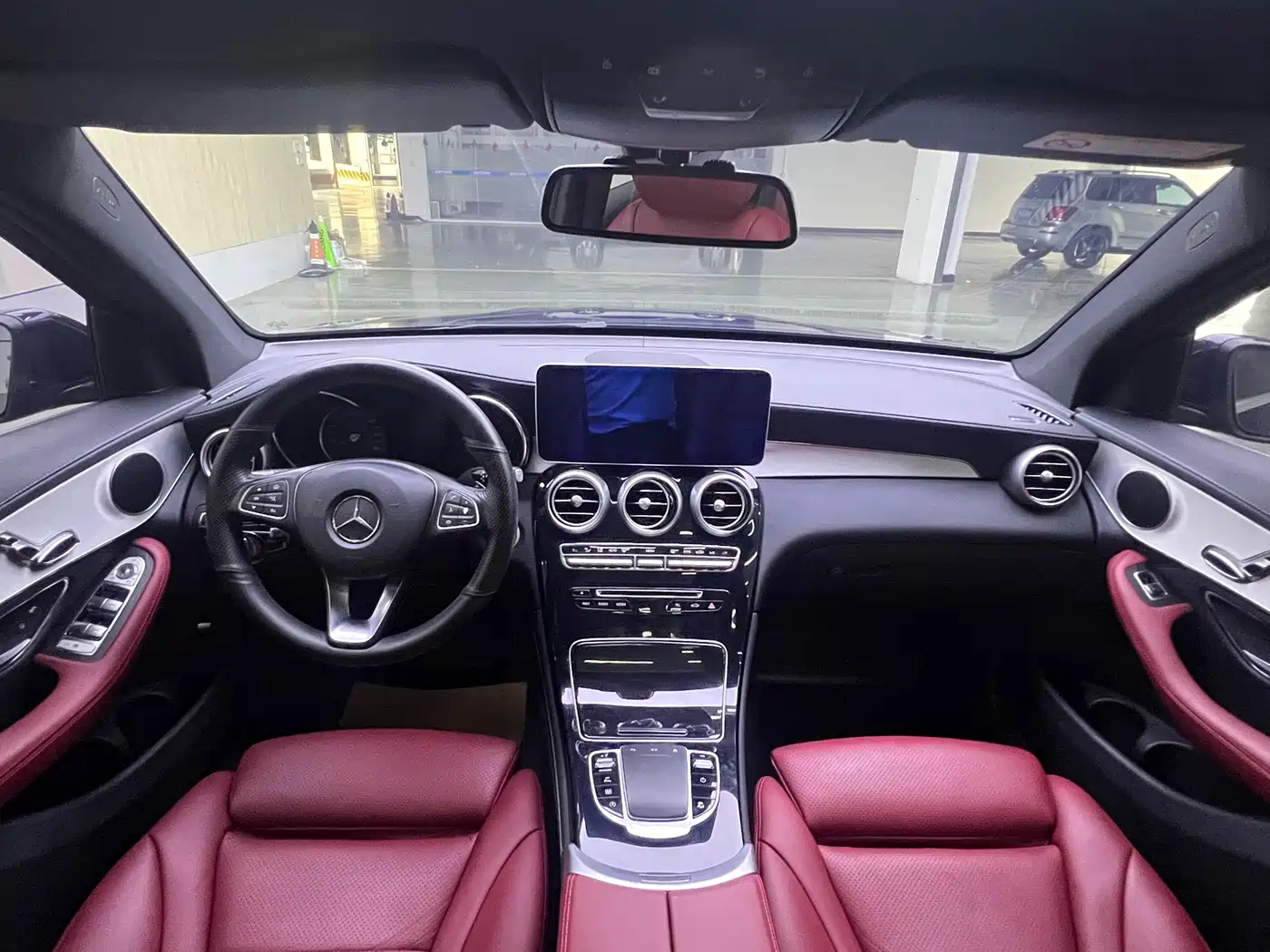 Mercedes-Benz GLC 2018 Facelift GLC 200 4MATIC фото 9