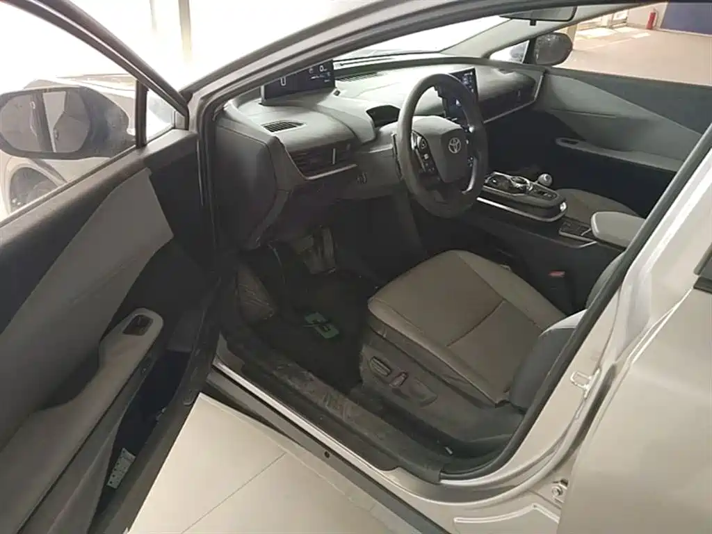 Toyota bZ3 2024 517km Elite PRO фото 16