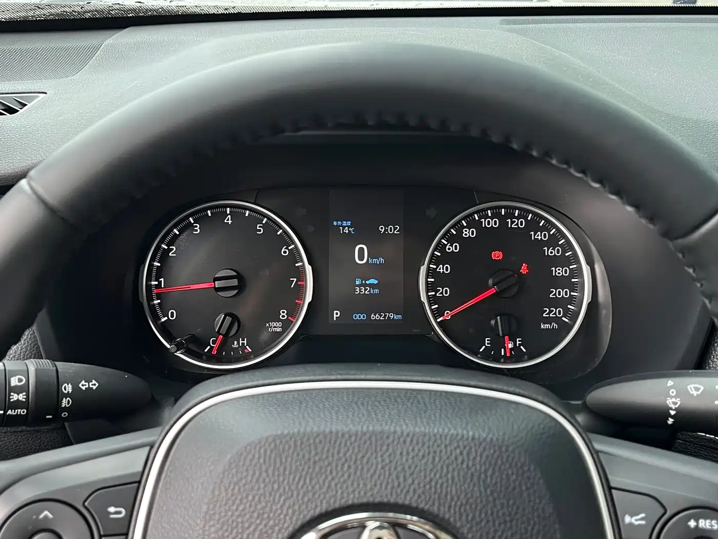 Toyota Wildlander 2022 2.0L CVT AWD Luxury PLUS Edition фото 9