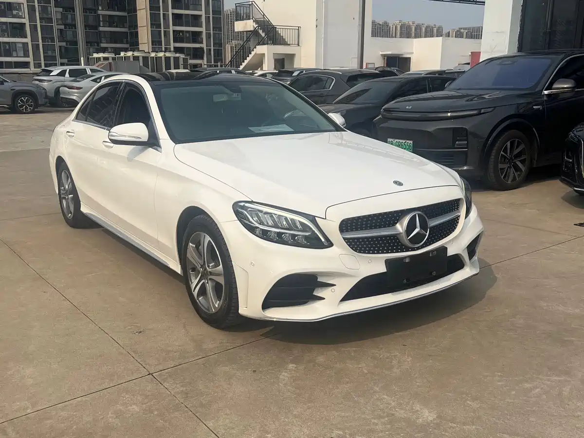 Mercedes-Benz C-Class 2019 Facelift C 260 L Sport фото 3