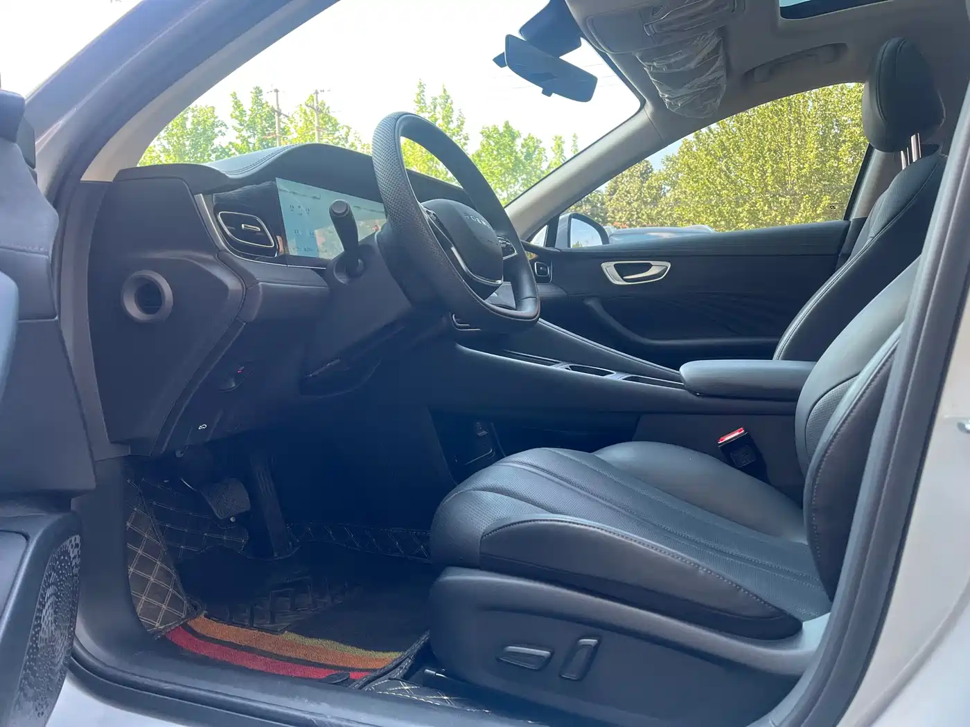 Roewe D7 2025 2025 DMH 125km World Champion Excellence Edition