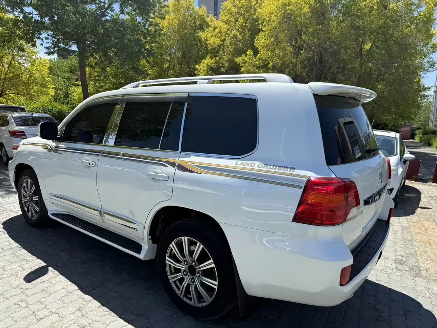 Toyota Land Cruiser (Import) фото 8