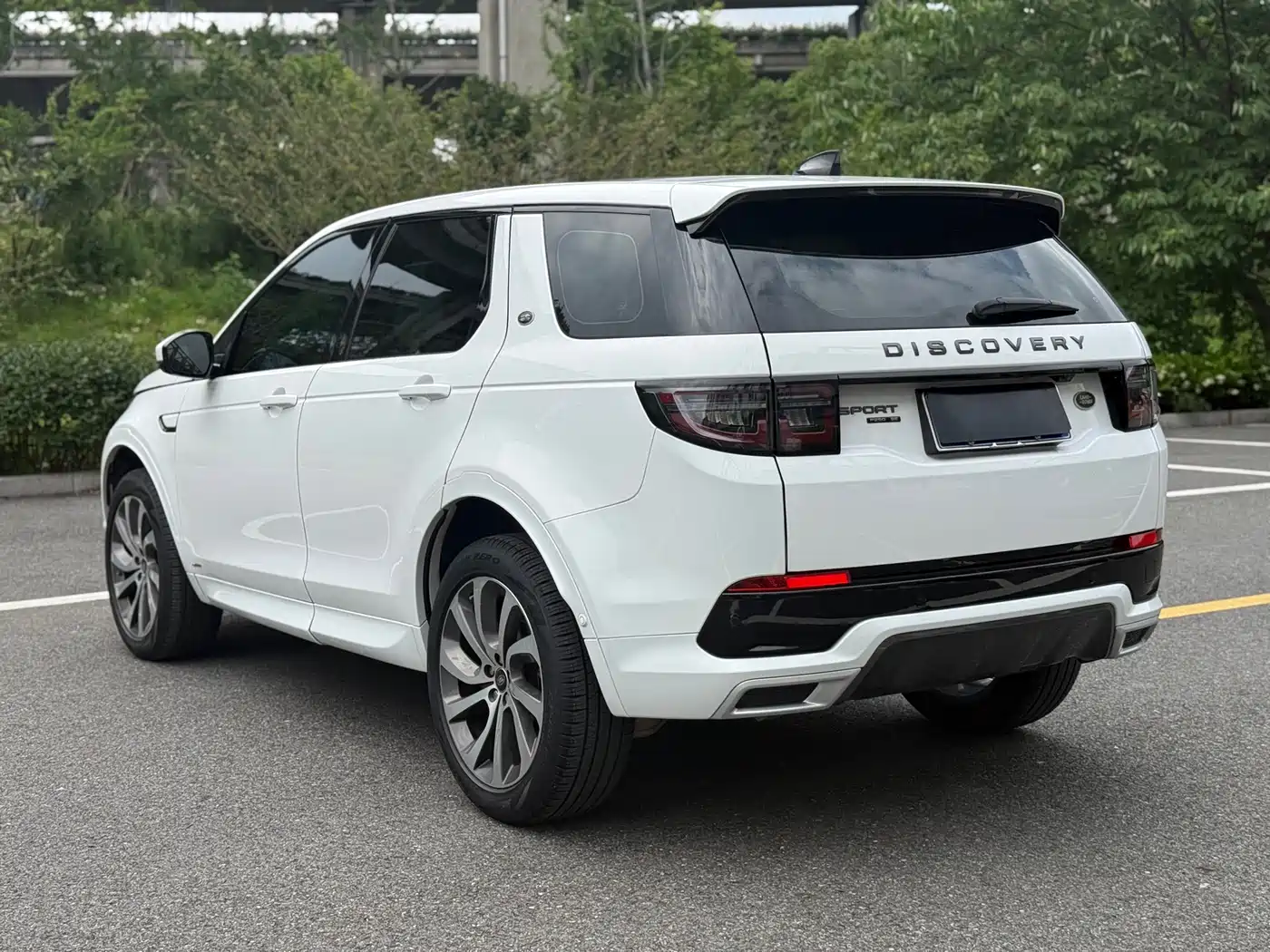Land Rover Discovery Sport 2020 249PS R-Dynamic Performance Tech 5-seater фото 6