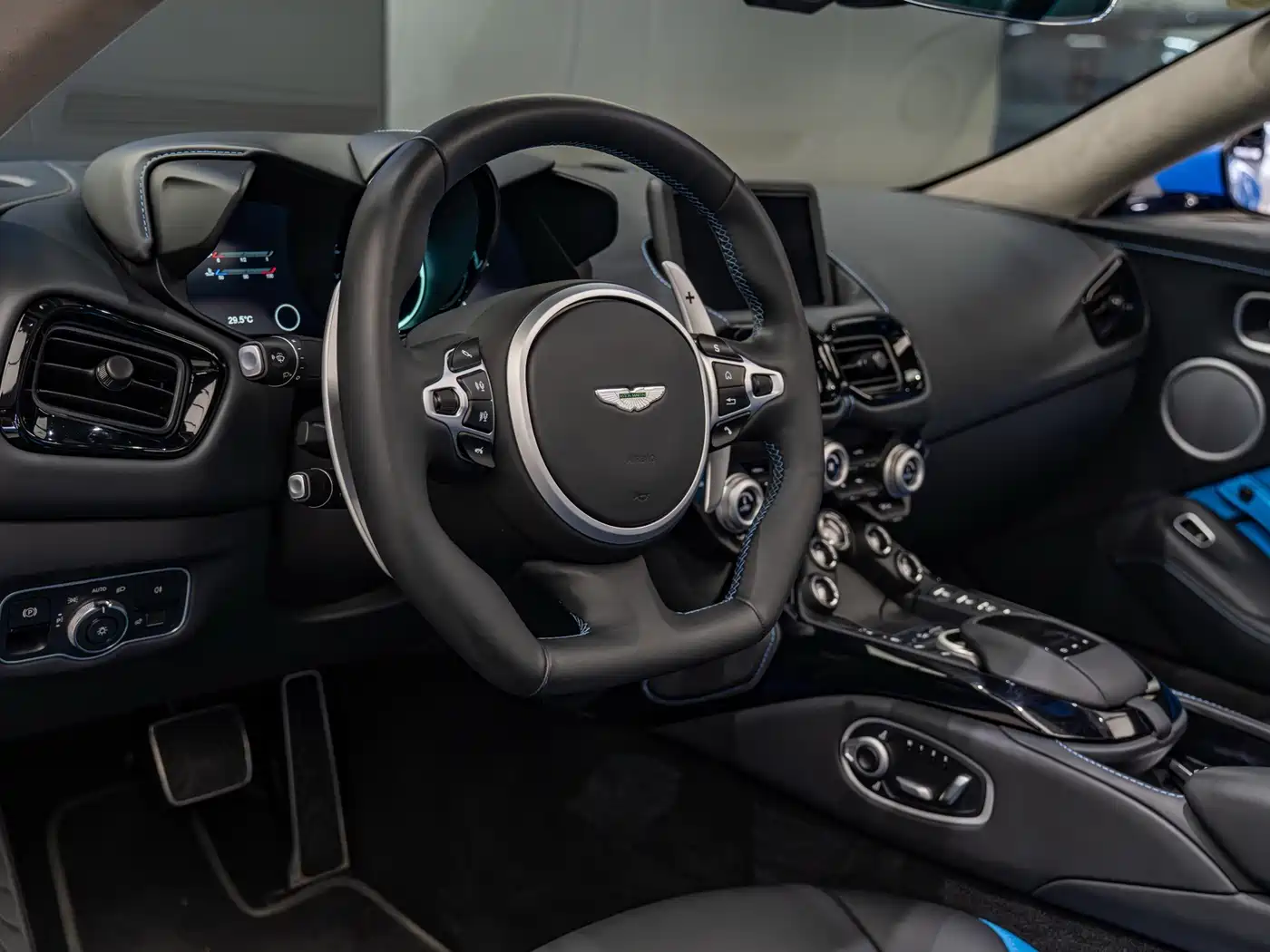 Aston Martin Vantage 2021 2020 4.0T V8 Roadster
