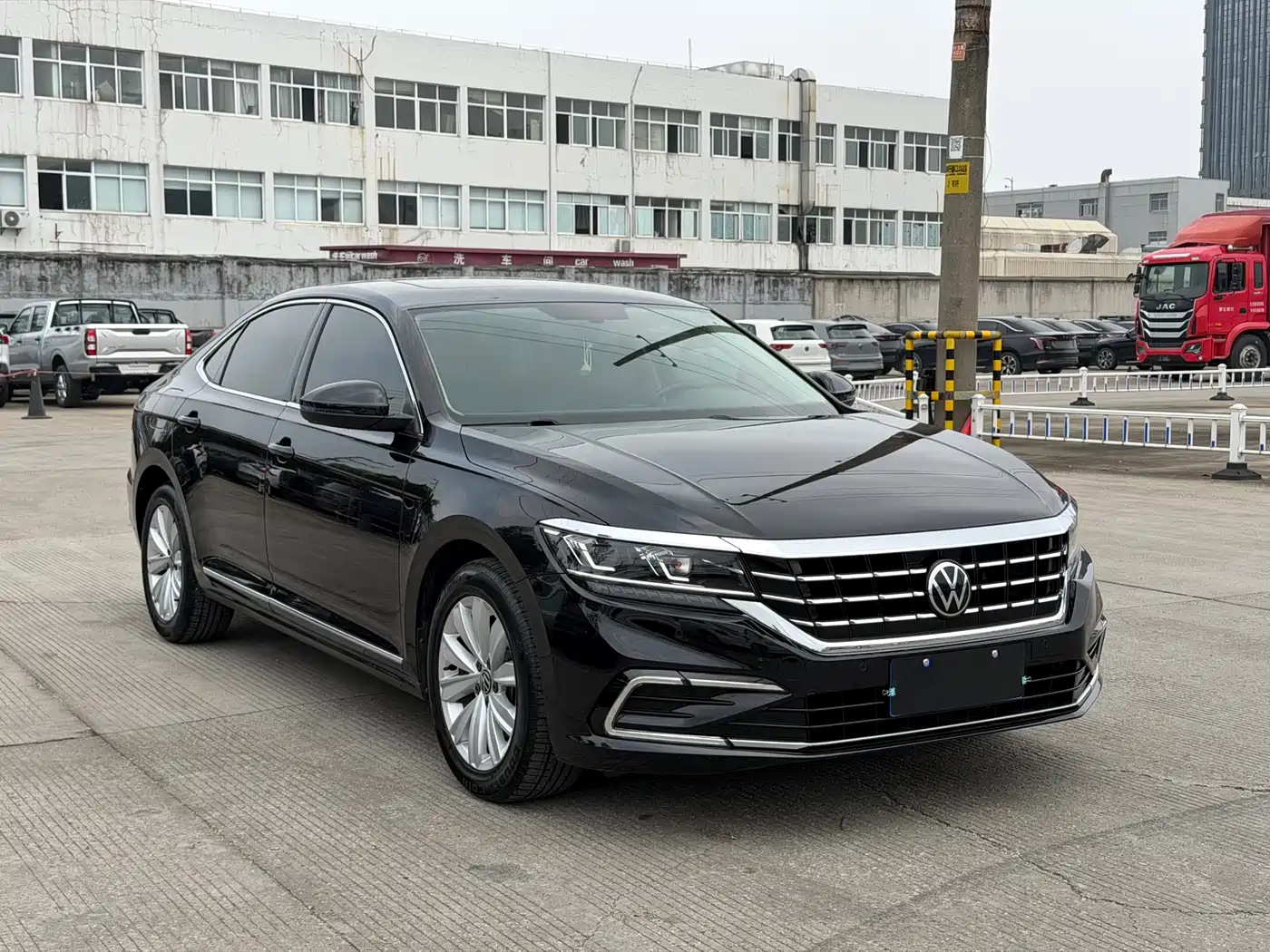 Volkswagen Passat 2021 Model 330TSI Elite Edition фото 3