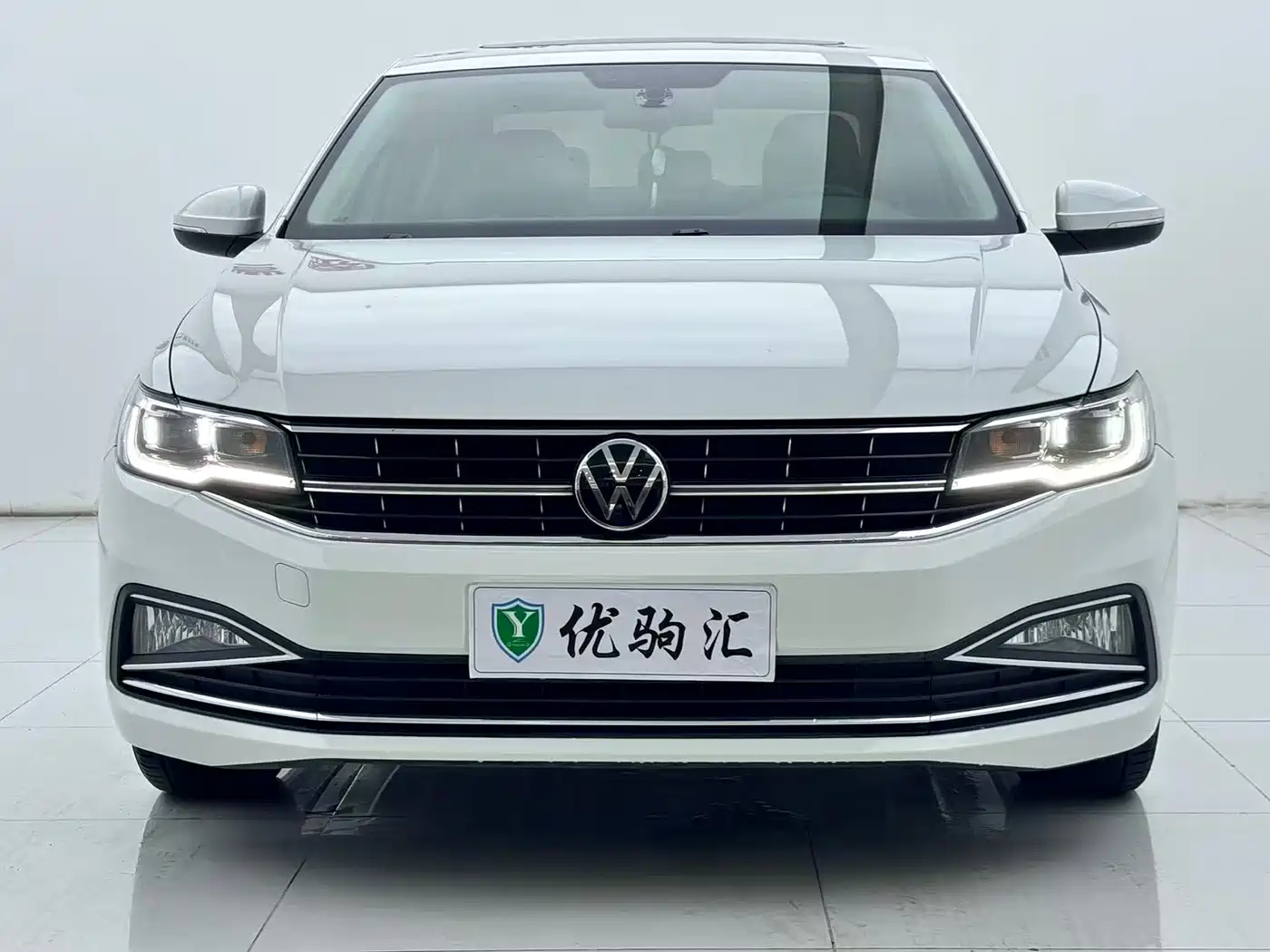 Volkswagen Bora 2021 1.5L Automatic Comfort Smart Edition фото 2