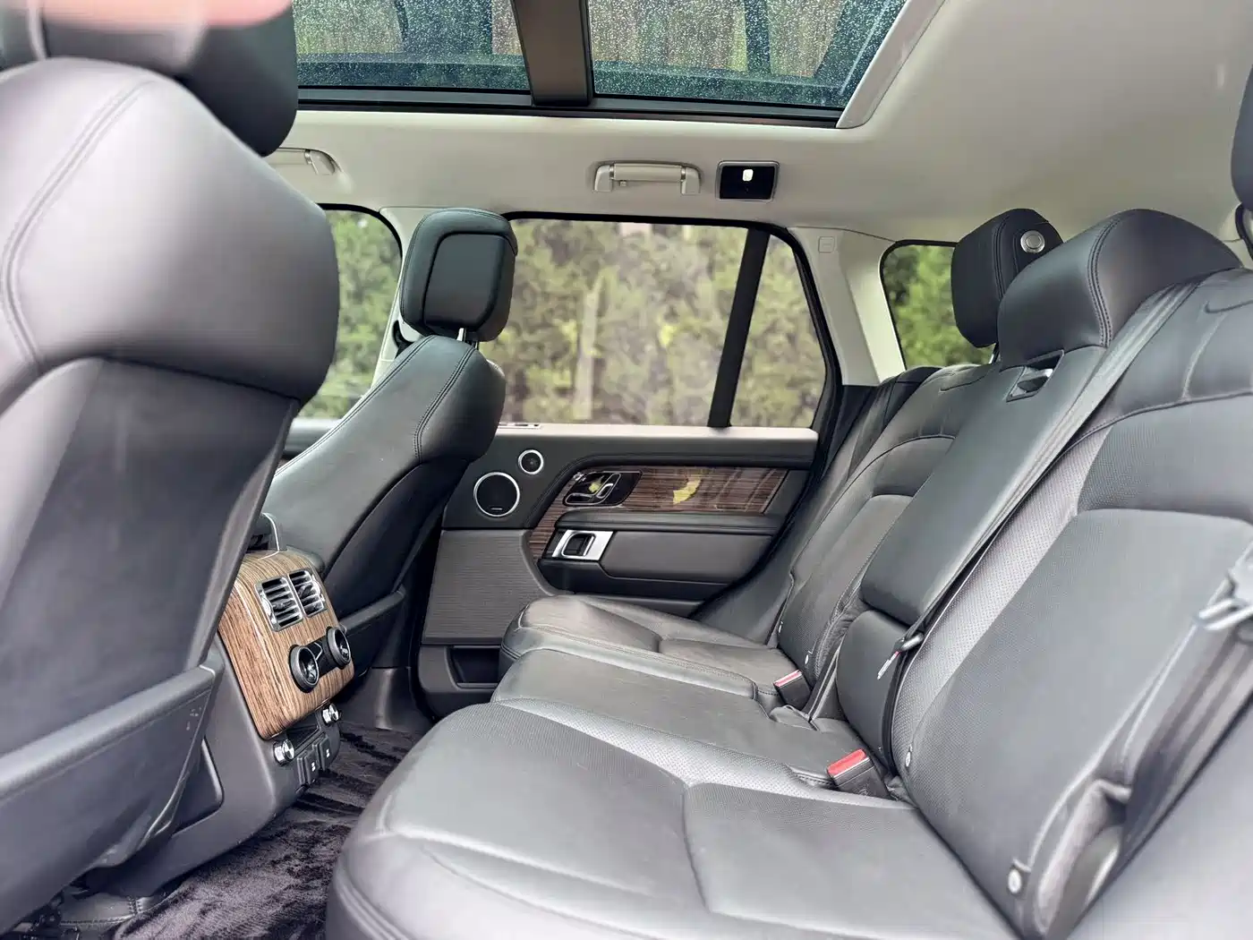 Land Rover Range Rover 2019 3.0 SCV6 Heritage Edition фото 8