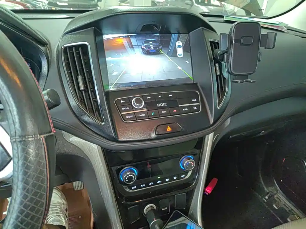 BAIC Huansu S5 2018 2017 1.3T Manual Luxury