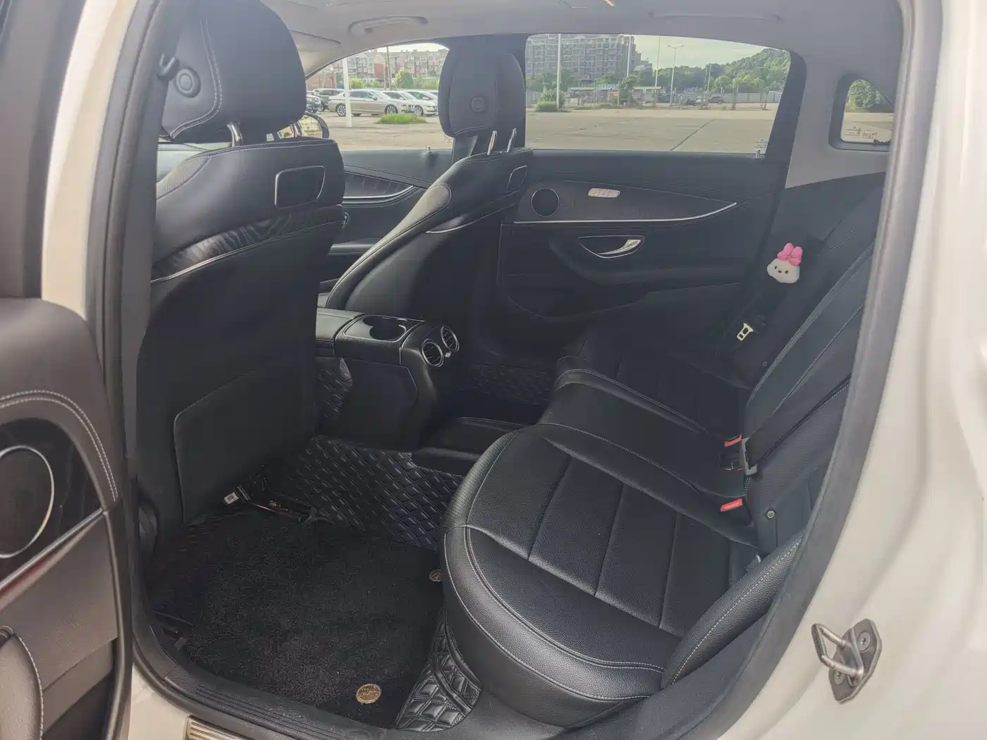 Mercedes-Benz E-Class 2016 E 200 L Sport Type фото 10