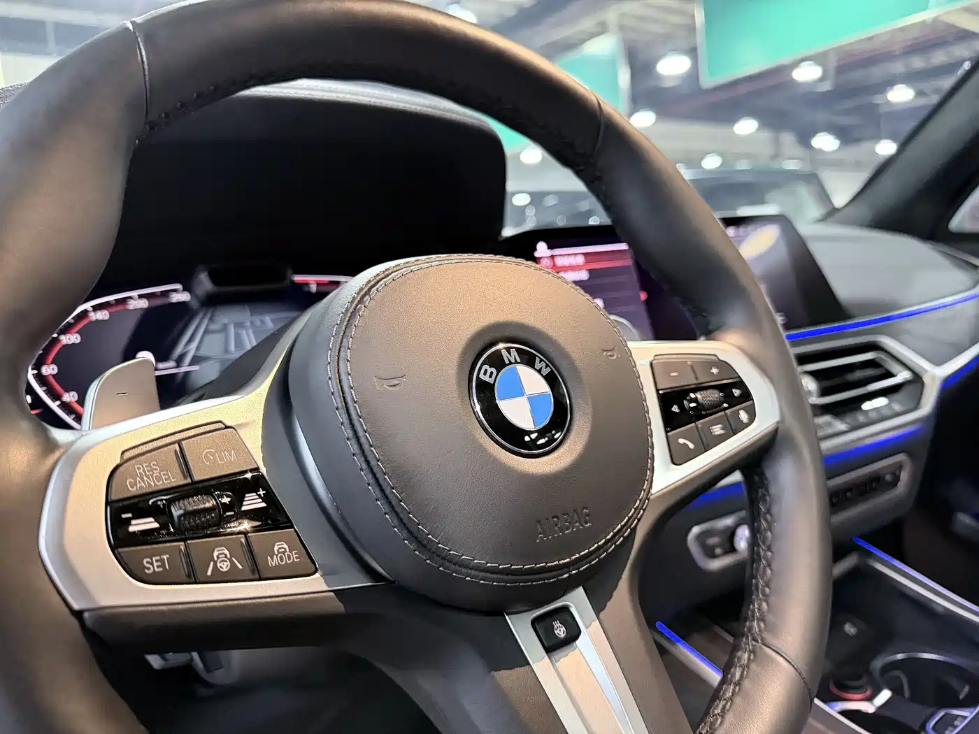 BMW X7 2019 xDrive40i Executive M Sport Package фото 6