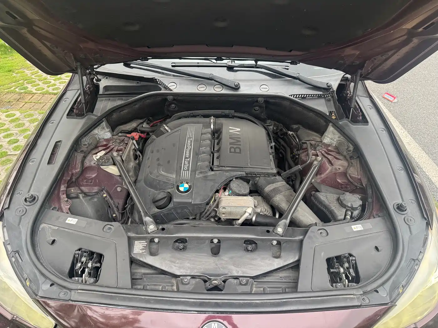 BMW 5 Series GT 2014 535i Leading фото 20
