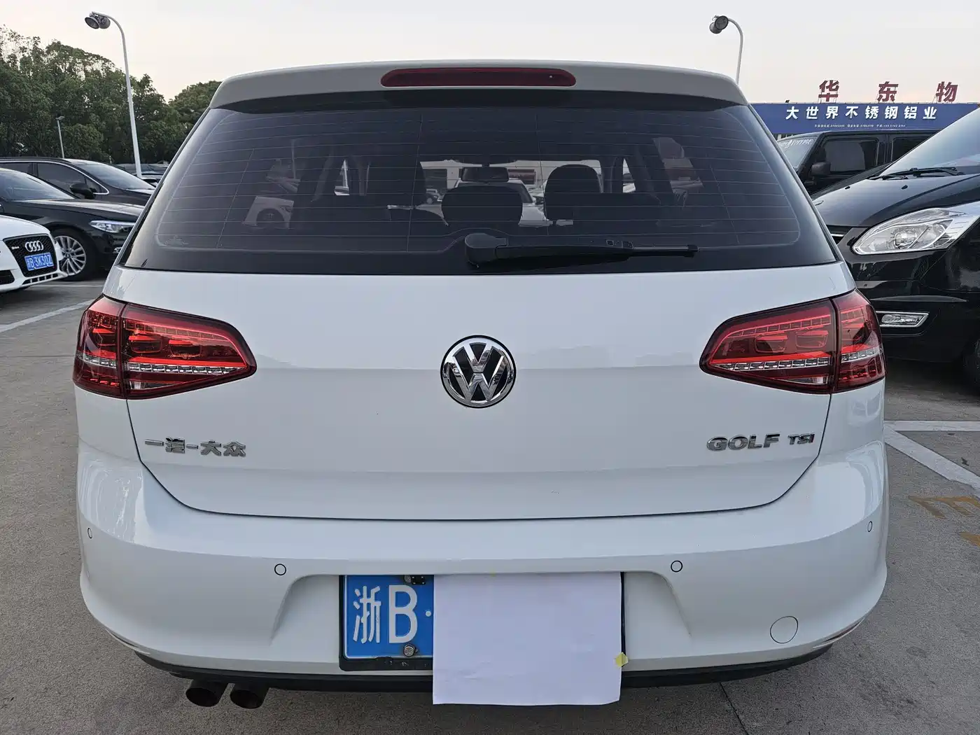 Volkswagen Golf 2016 230TSI Automatic Comfort фото 13