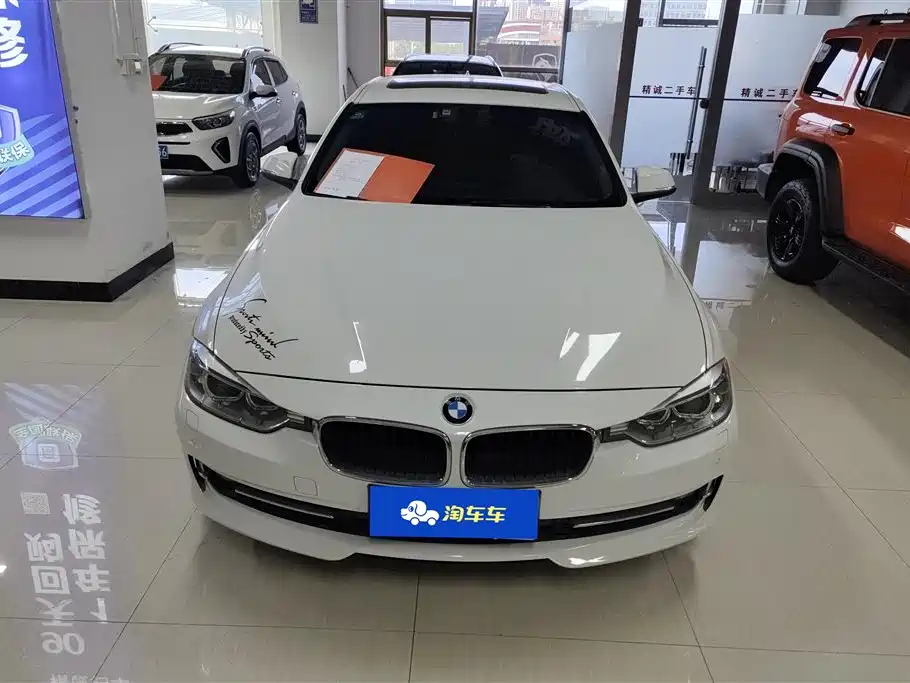 BMW 3 Series 2014 320Li Fashion фото 2