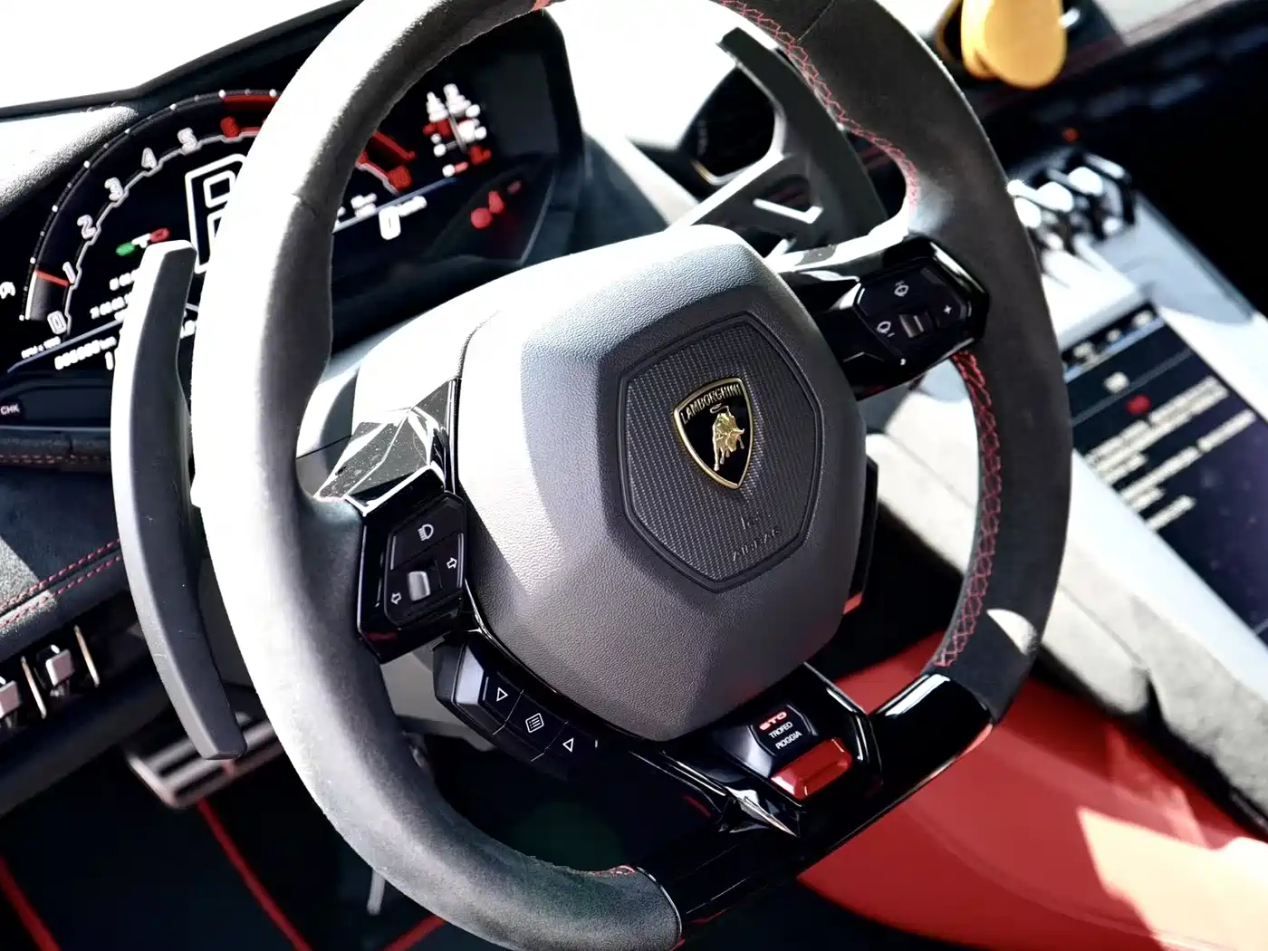 Lamborghini Huracán 2021 Huracán STO фото 9