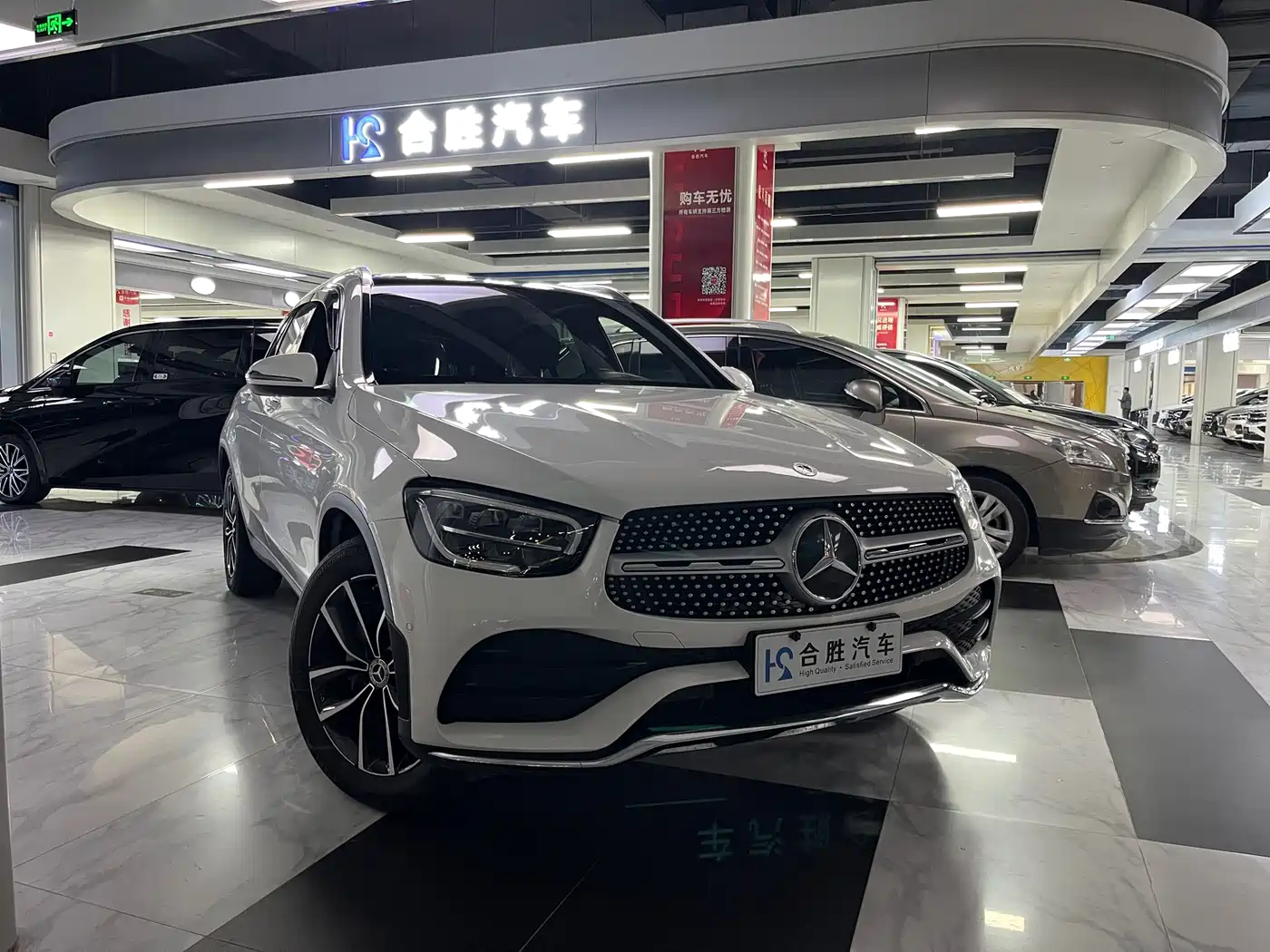 Mercedes-Benz GLC 2022 Facelift GLC 260 L 4MATIC Luxury Model фото 3