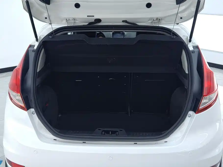 Ford Fiesta 2015 2013 Hatchback 1.5L Automatic Fashion