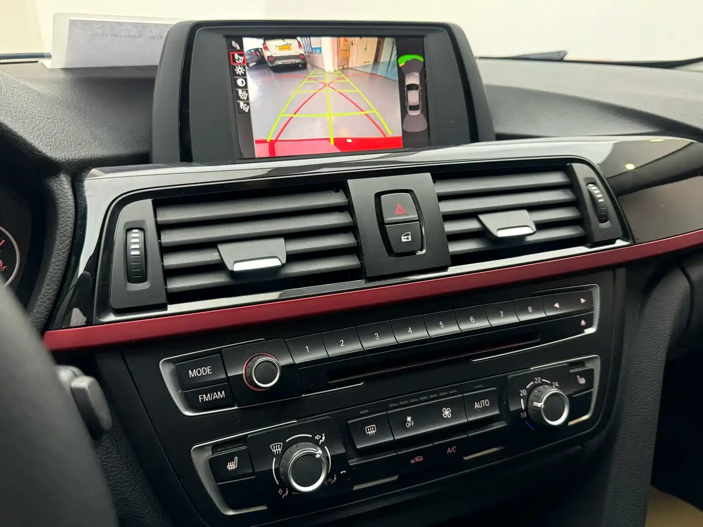 BMW 3 Series 2013 316i Sport Design Package фото 15