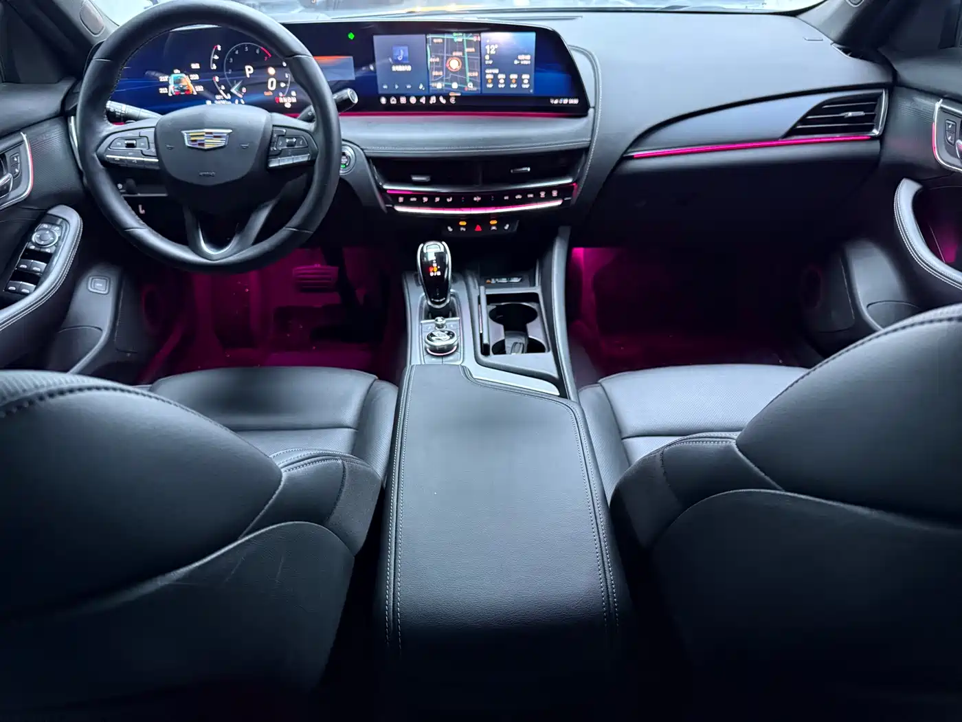 Cadillac CT5 2024 28T Luxury Model Pro фото 5