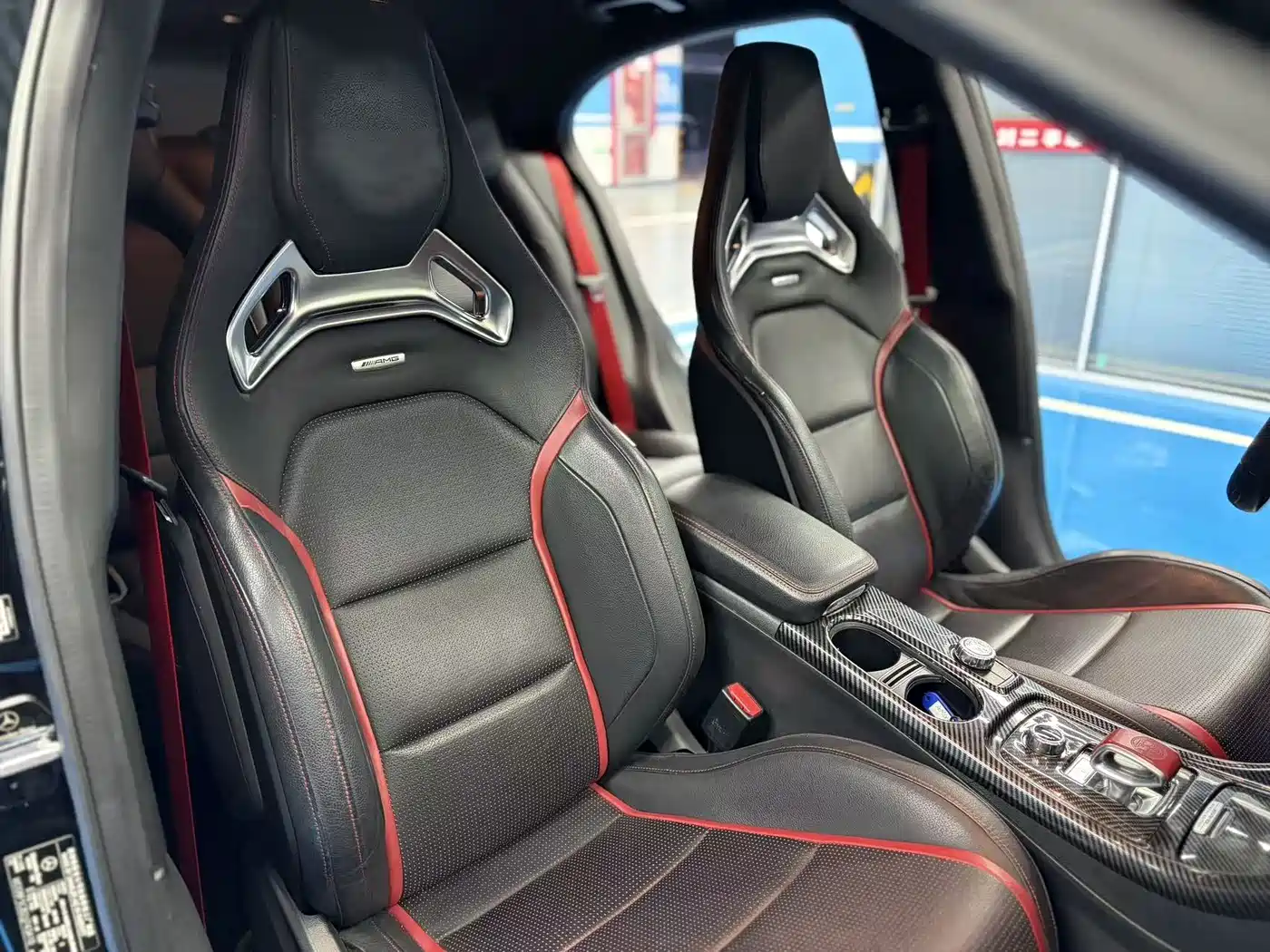 Mercedes-Benz A-Class AMG (Import) 2018 AMG A 45 4MATIC Collector's Edition фото 16