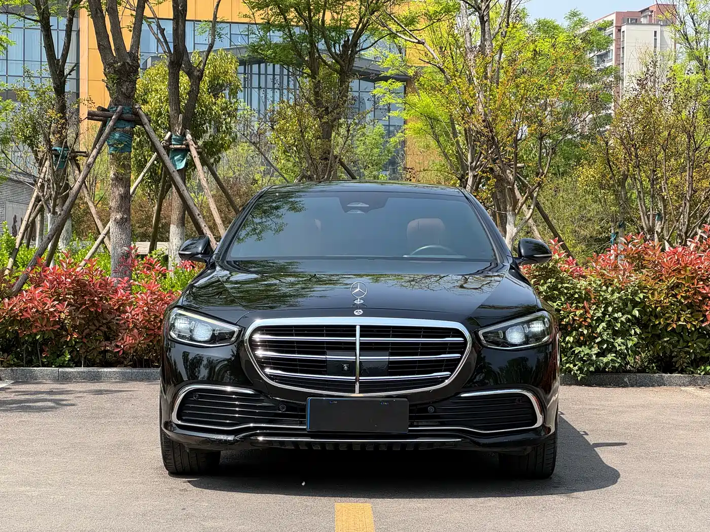 Mercedes-Benz S-Class 2023 Model S 400 L Business Edition фото 2