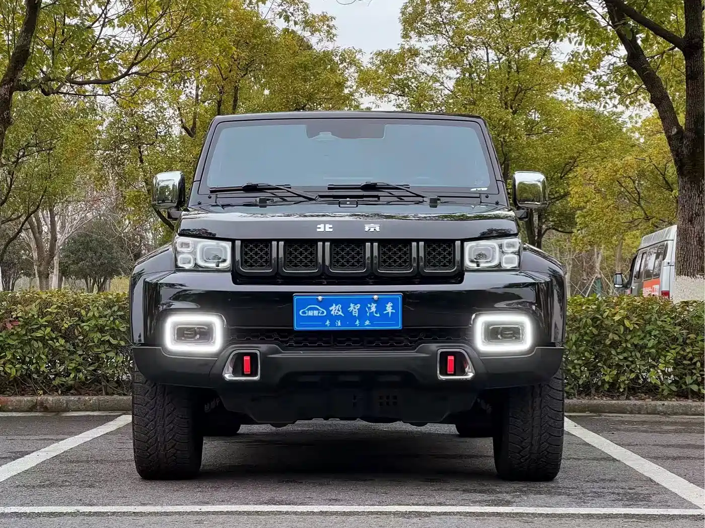 BAIC ORV Beijing Offroad BJ40 2023 2.0T Auto 4WD Urban Hunter Knight Edition фото 2