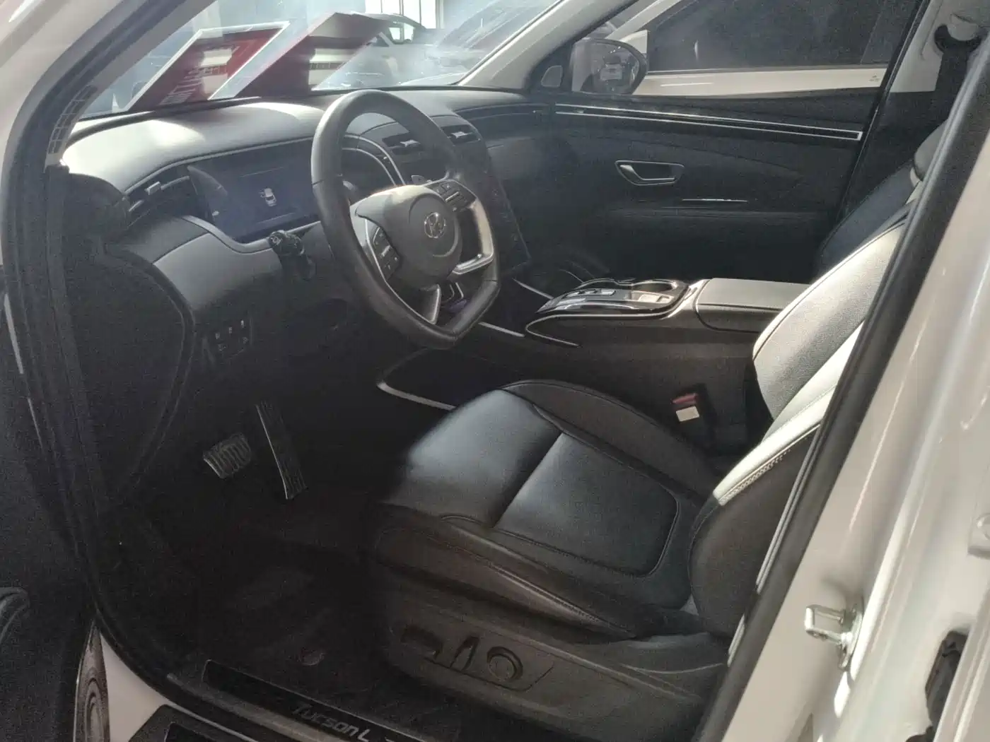 Hyundai Tucson 2021 Tucson L 1.5T DCT LUX Premium фото 17