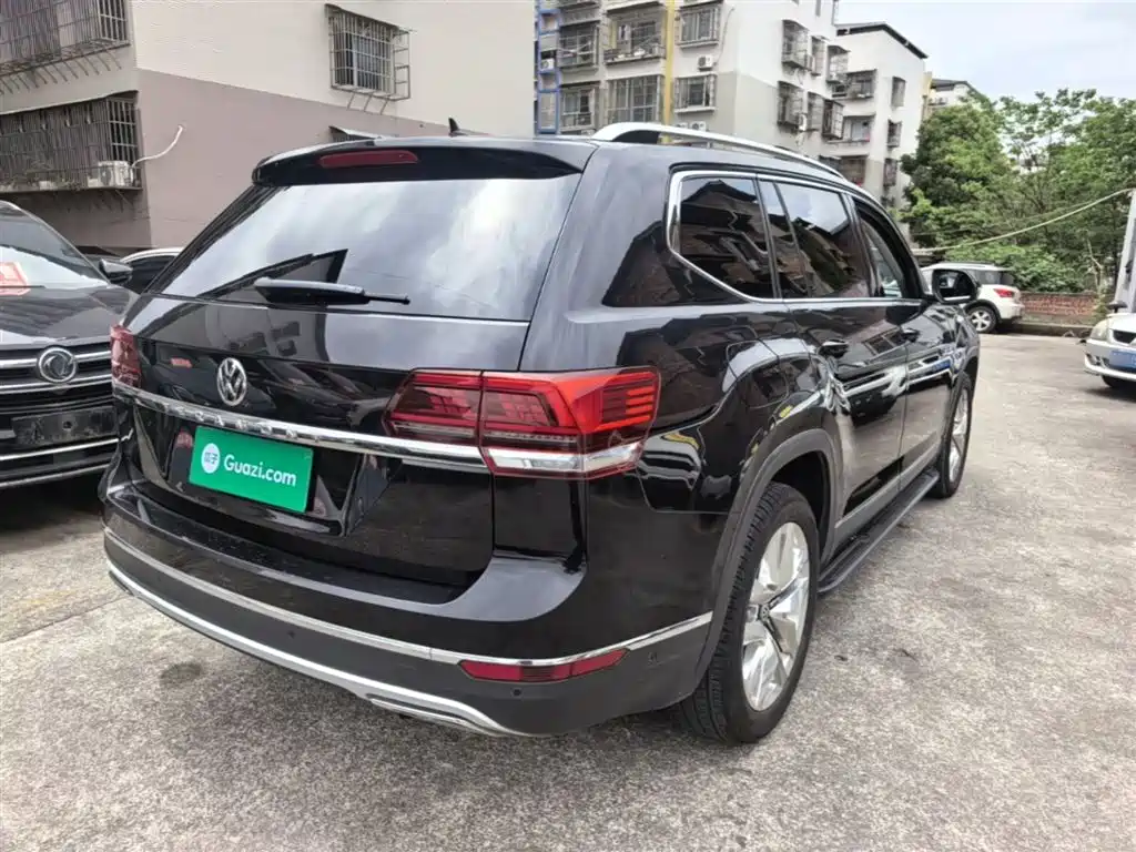 Volkswagen Teramont 2017 530 V6 4WD Flagship Edition фото 7