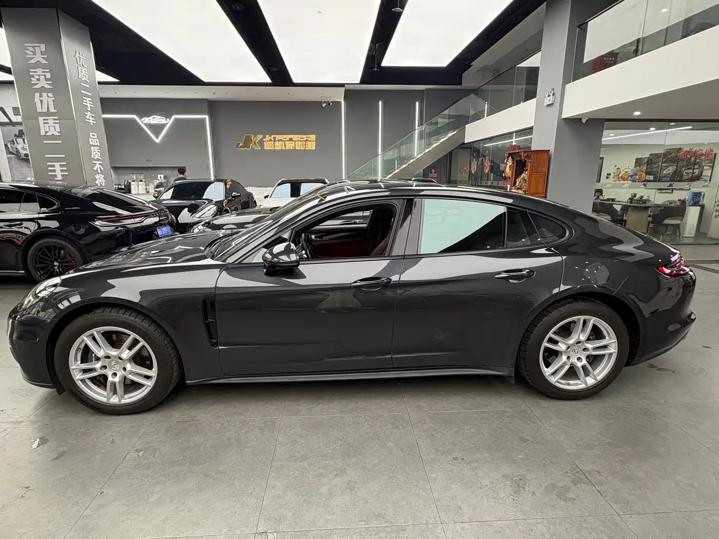 Porsche Panamera 2019 Panamera 2.9T фото 2