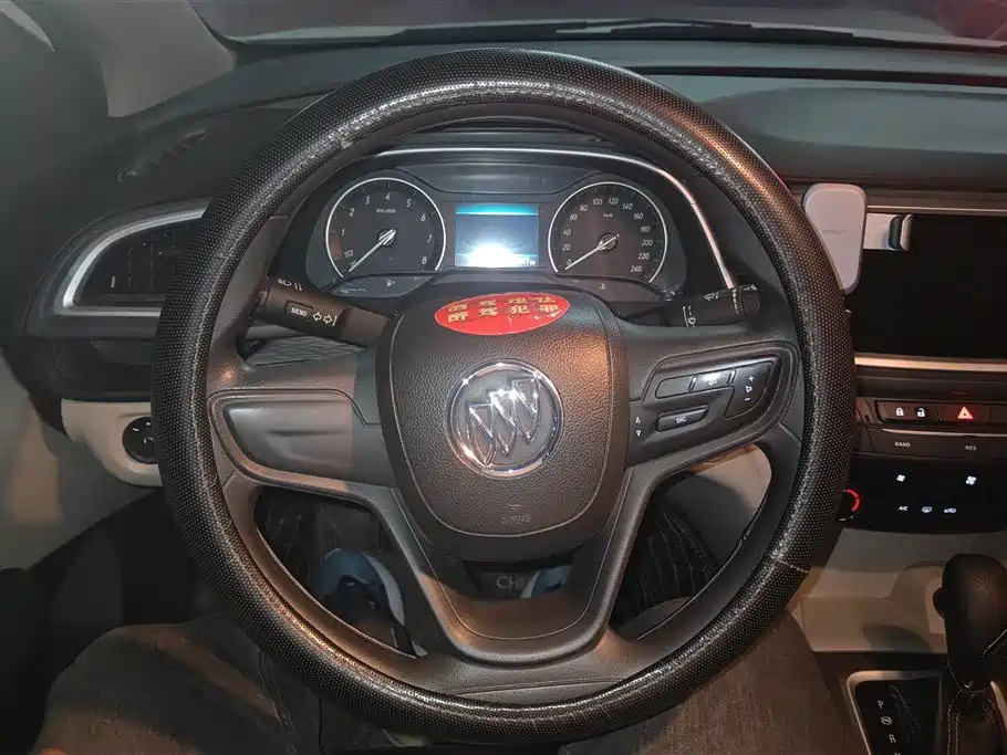 Buick Excelle 2015 15N Automatic Elite фото 15