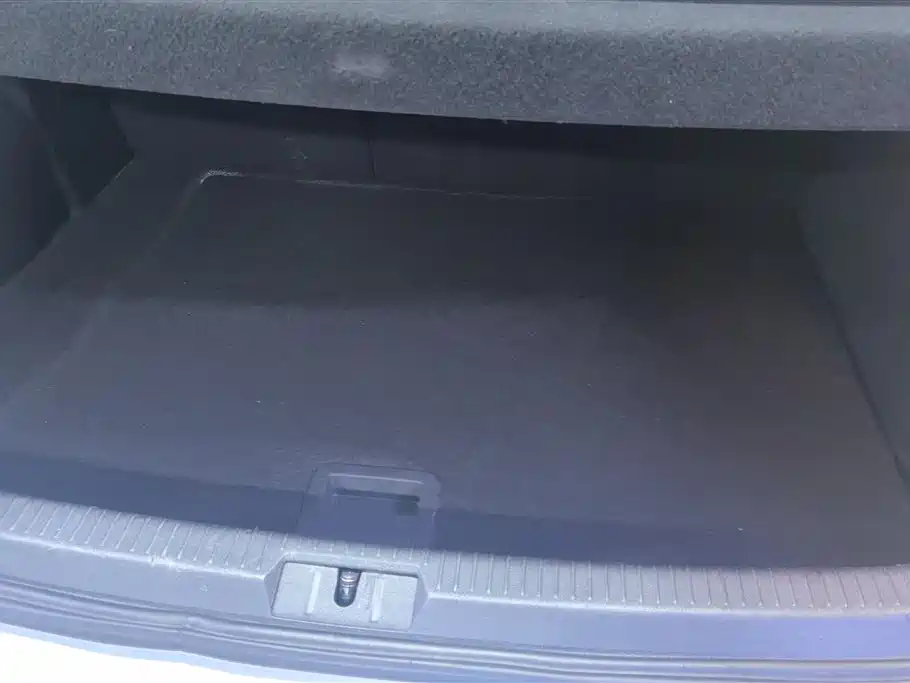 Volkswagen Golf 2016 1.6L Manual Fashion фото 4