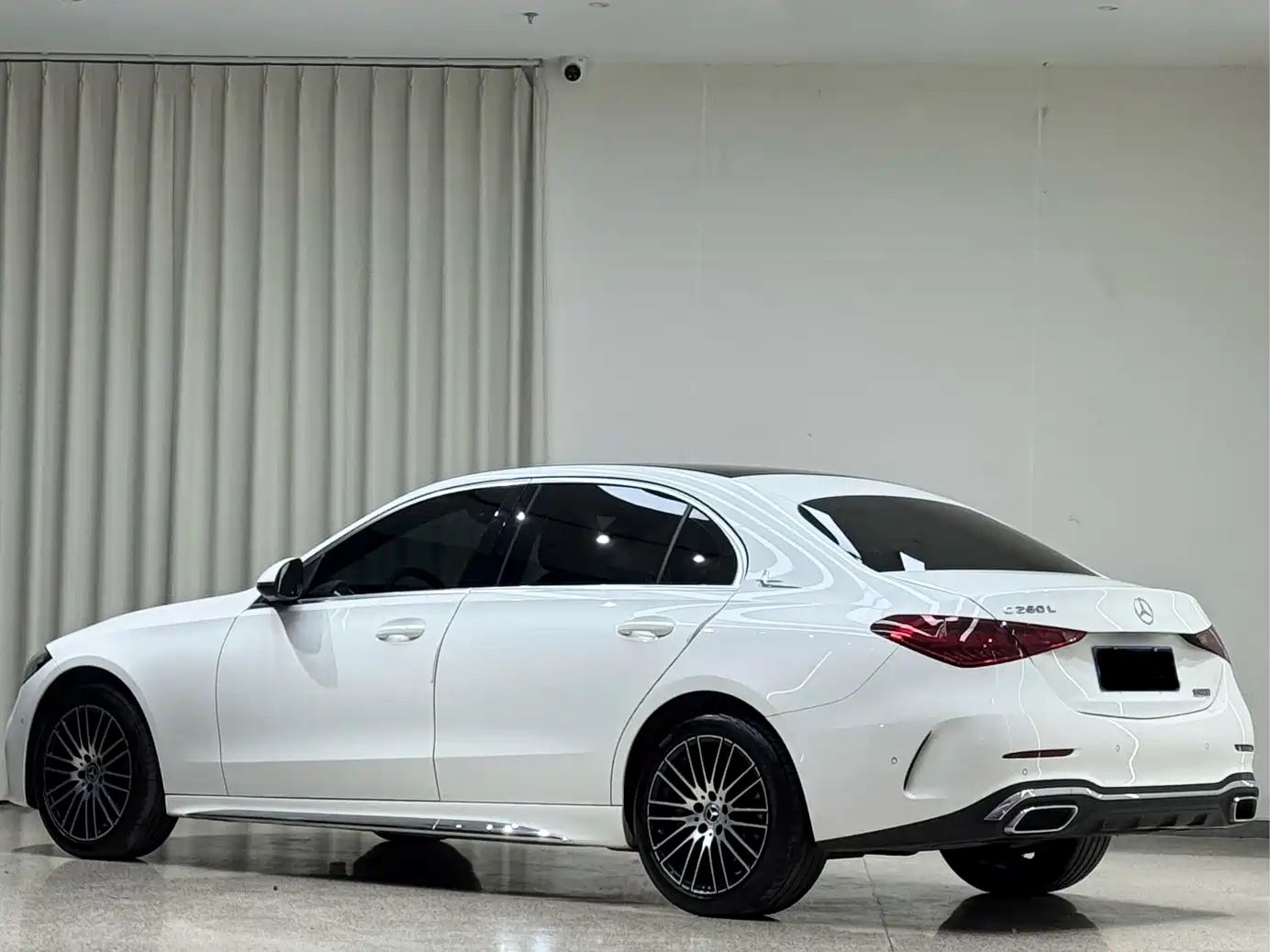 Фото 4 - Mercedes-Benz C-Class